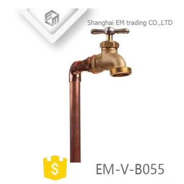 EM-V-B055 Olvídate del grifo de latón con tubería de agua de cobre
